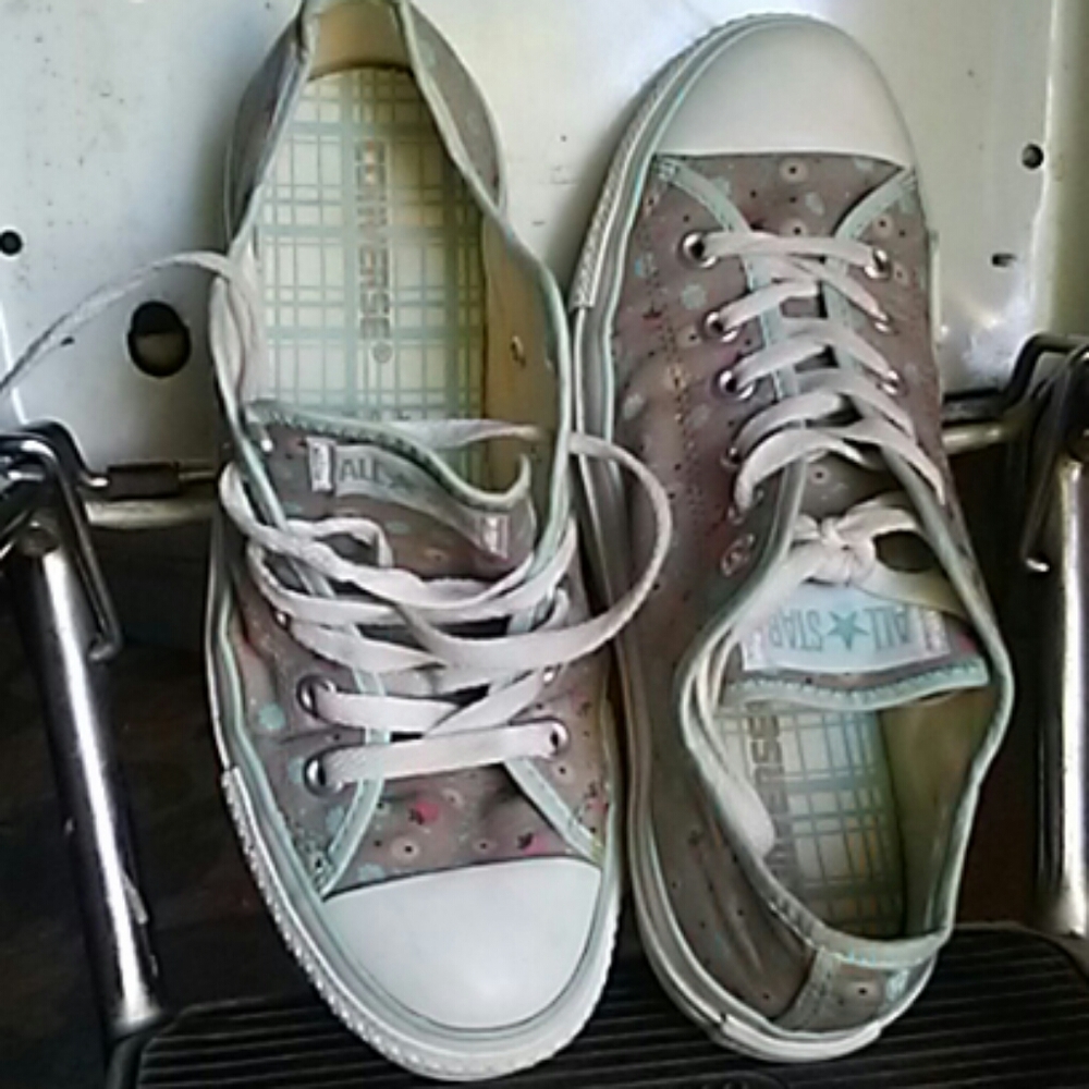 Converse low tops